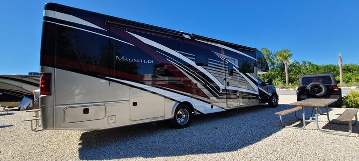 Exterior of the 2022 Thor Magnitude BT36
